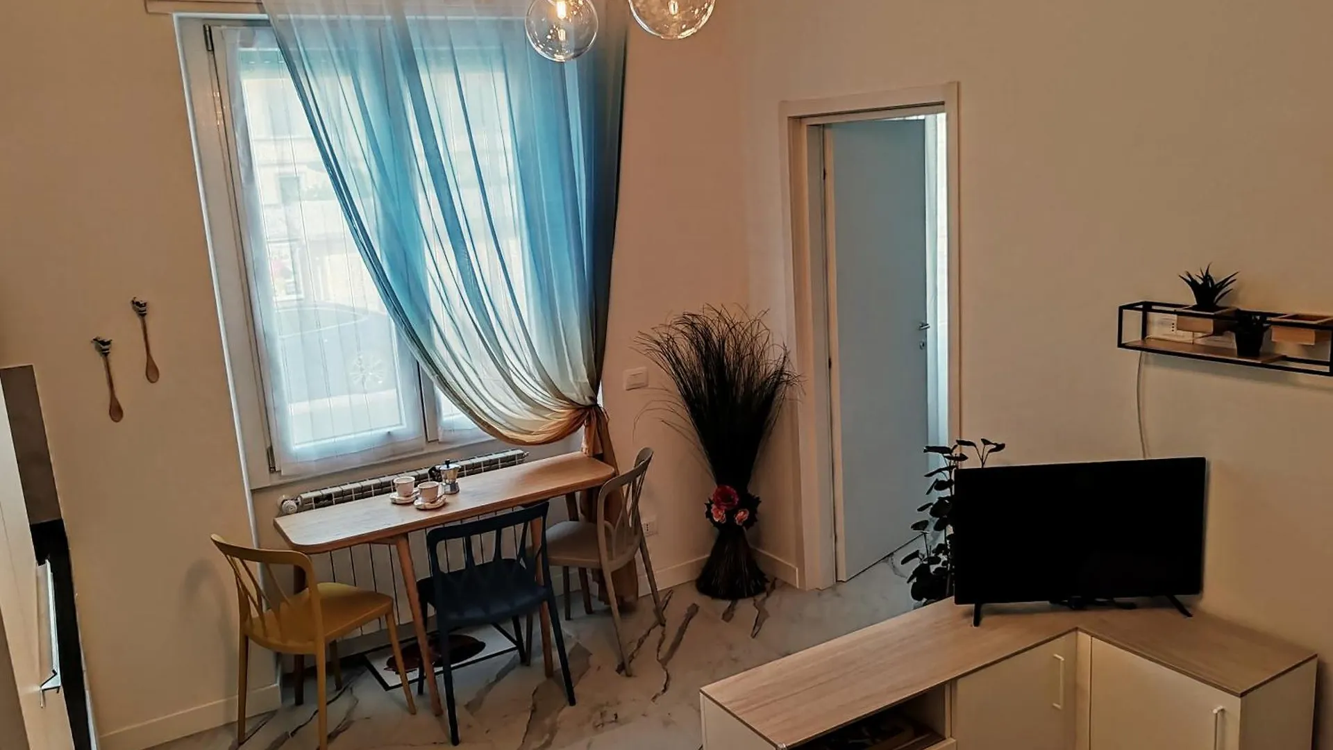 City Apartment - Il Ghiro Florence Italy
